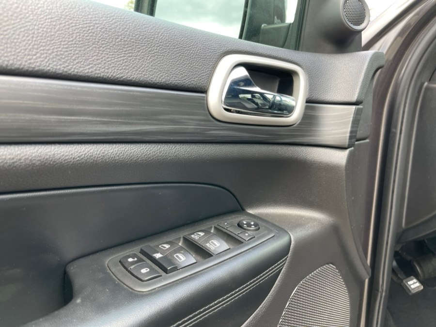 2020 Jeep Grand Cherokee Altitude - Photo 17