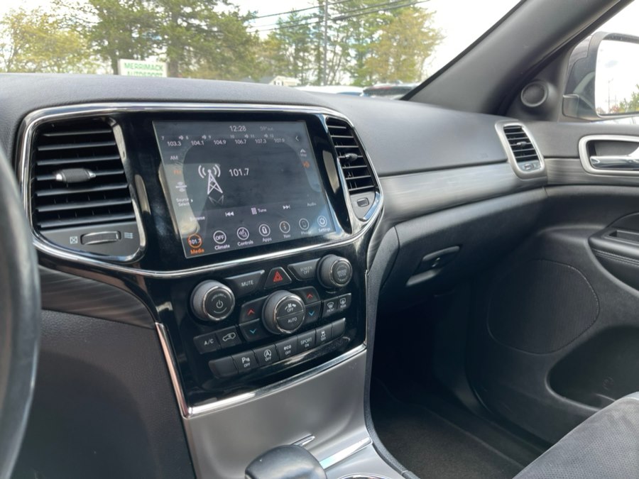 2020 Jeep Grand Cherokee Altitude - Photo 19