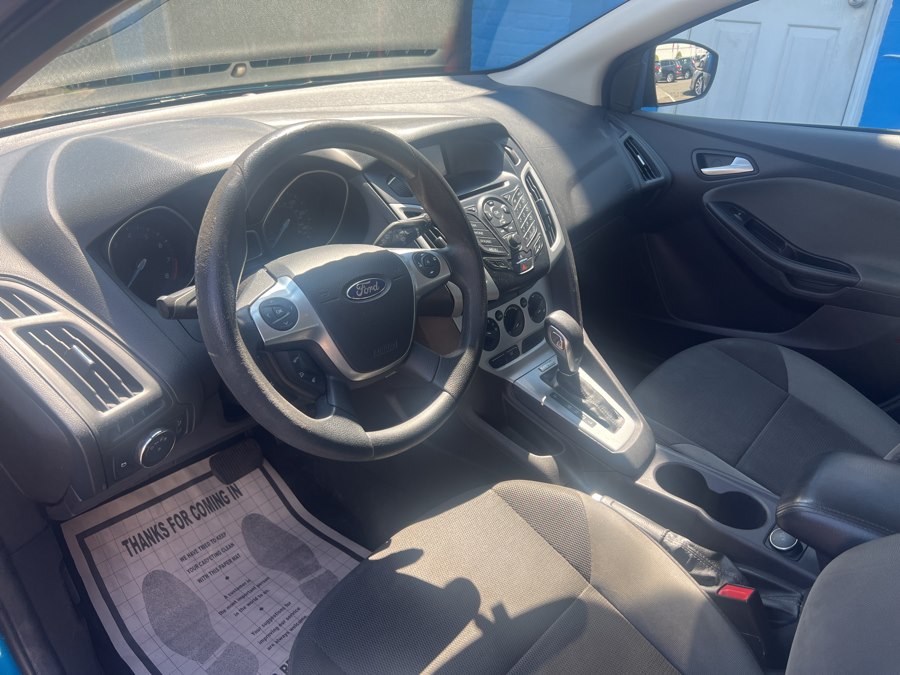 2014 Ford Focus SE - Photo 7