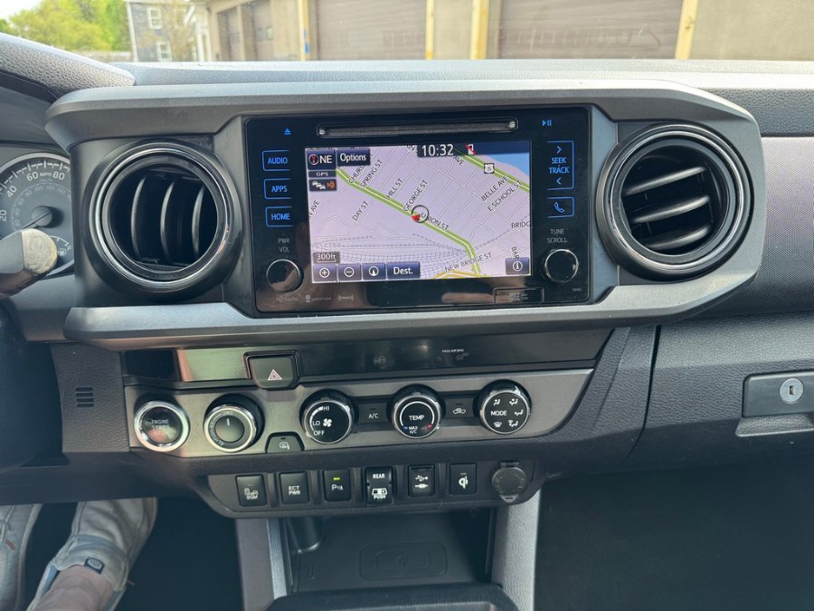 2018 Toyota Tacoma TRD Off Road - Photo 14