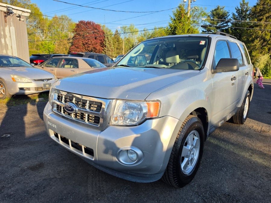 2012 Ford Escape FWD 4dr XLT, available for sale in East Windsor, Connecticut | STS Automotive. East Windsor, Connecticut