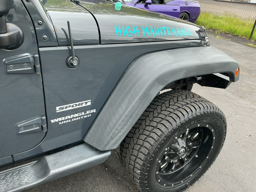 2017 Jeep Wrangler Unlimited Sport S - Photo 10