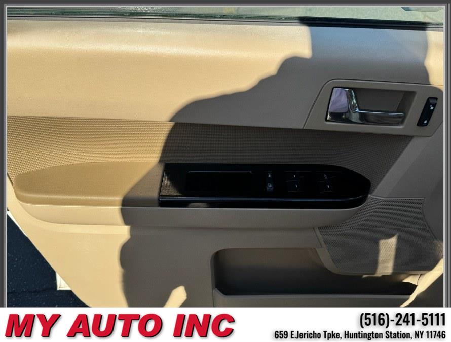 2010 Ford Escape Limited - Photo 24