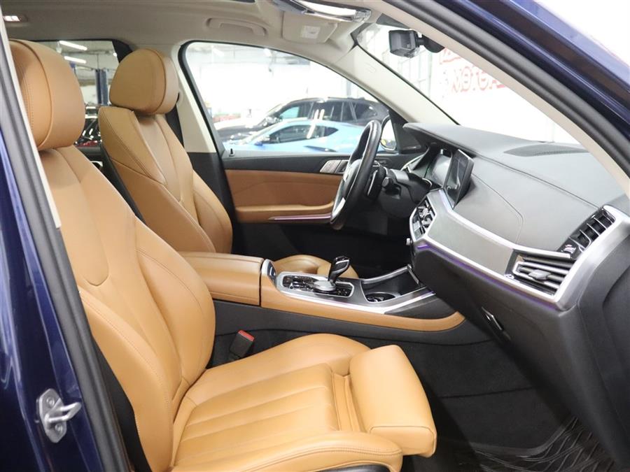 2022 BMW X7 40i - Photo 27