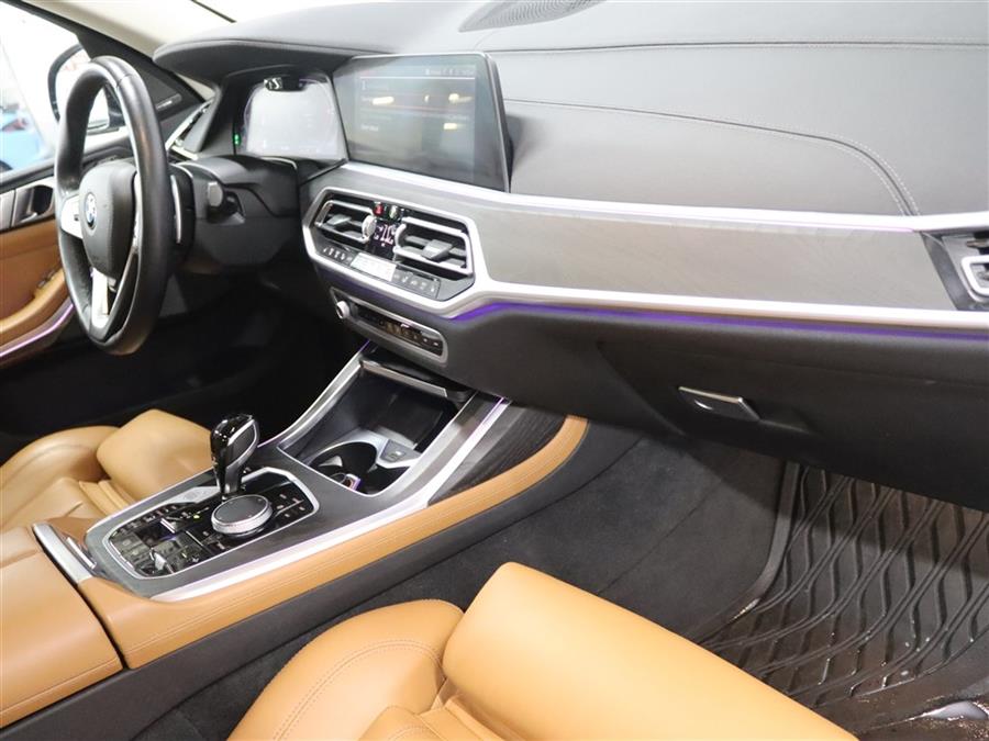2022 BMW X7 40i - Photo 28