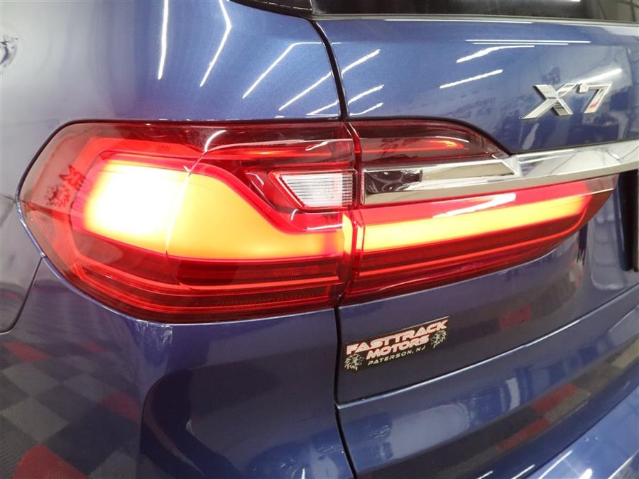 2022 BMW X7 40i - Photo 61