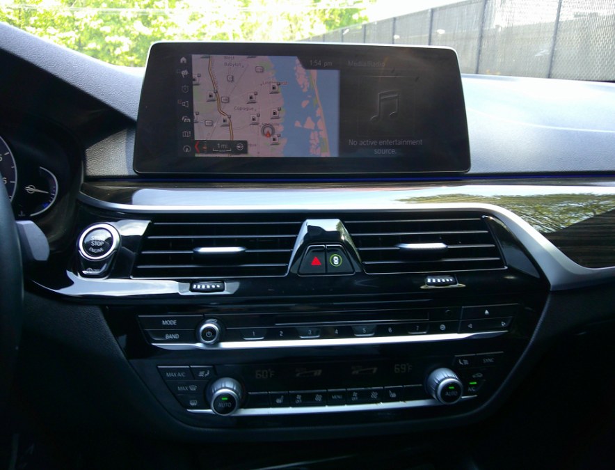 2019 BMW 5 Series 530i - Photo 31