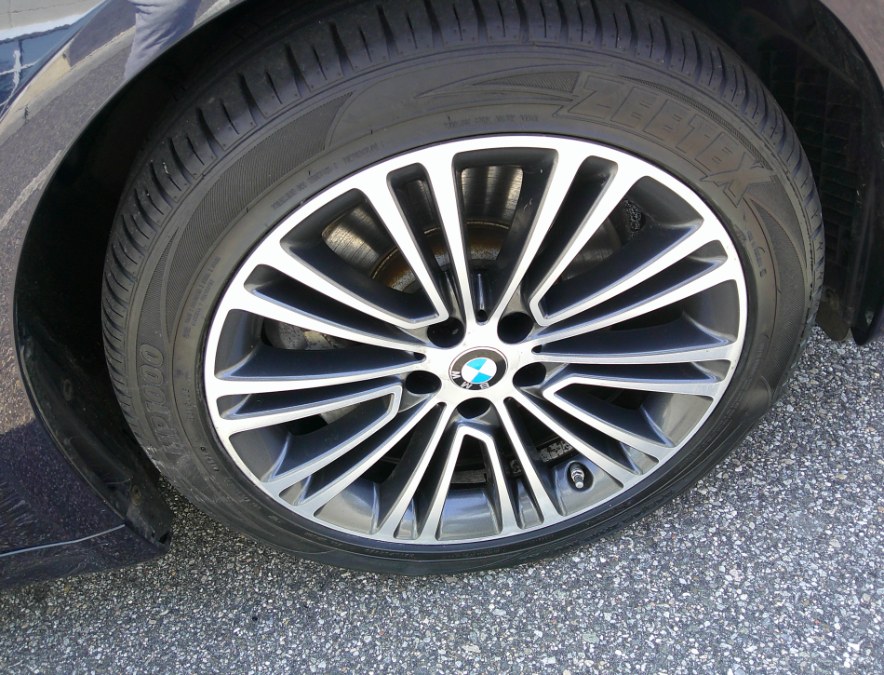 2019 BMW 5 Series 530i - Photo 40