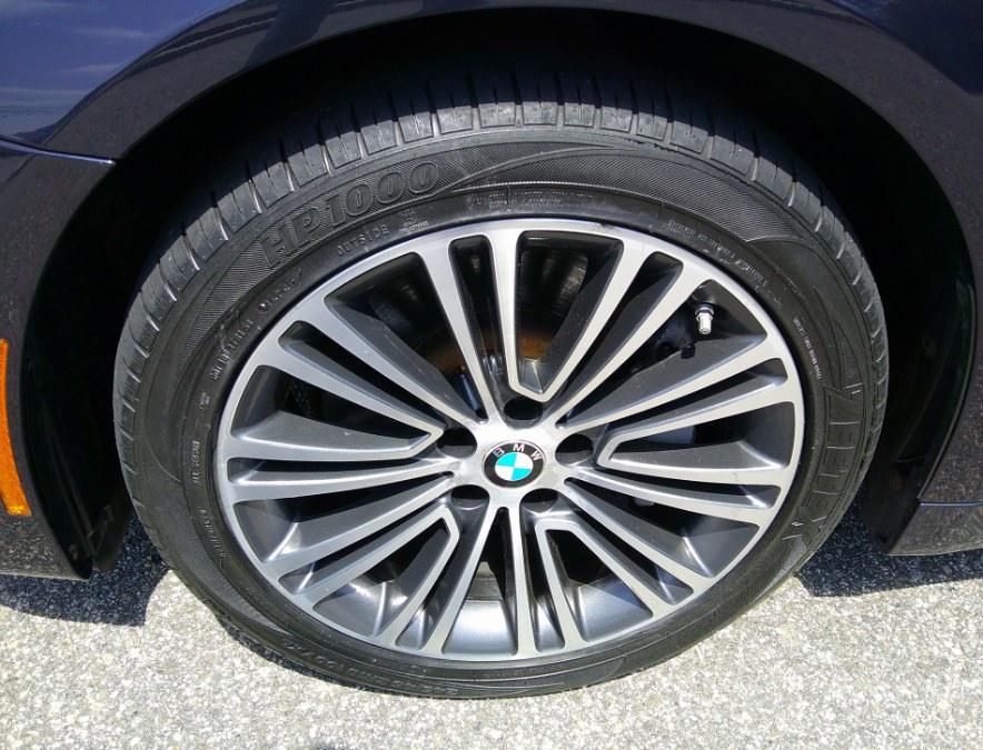 2019 BMW 5 Series 530i - Photo 38