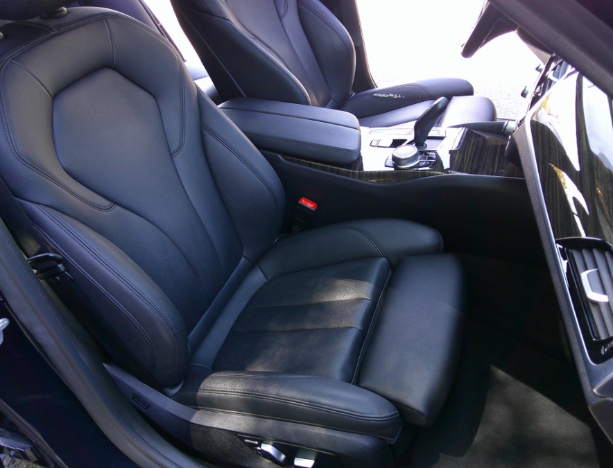 2019 BMW 5 Series 530i - Photo 43