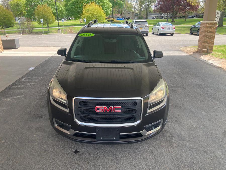 GMC Acadia photo 14