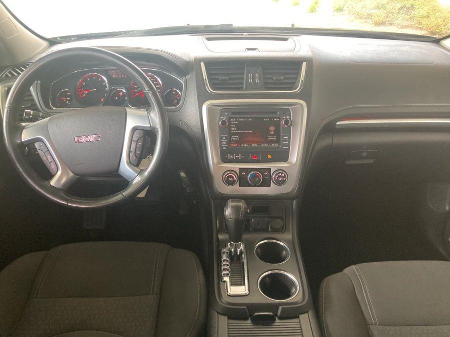 GMC Acadia photo 22