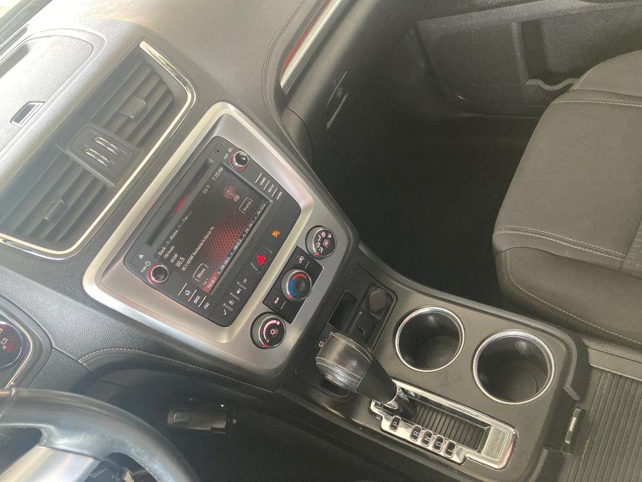 GMC Acadia photo 25