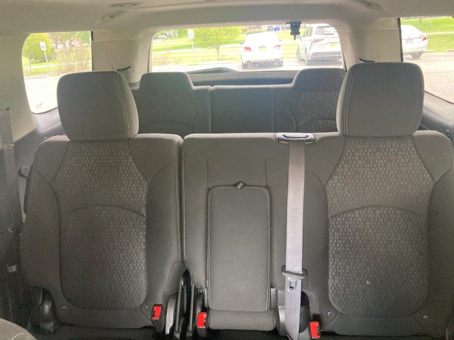 GMC Acadia photo 28