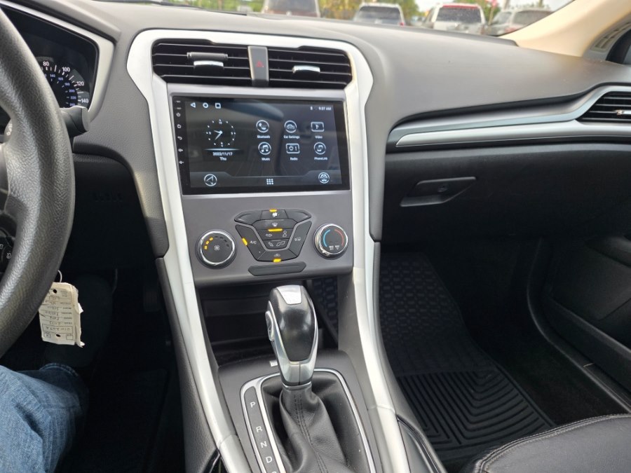 2013 Ford Fusion SE - Photo 12