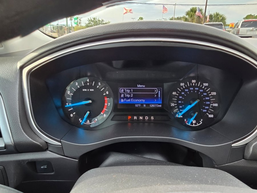 2013 Ford Fusion SE - Photo 10