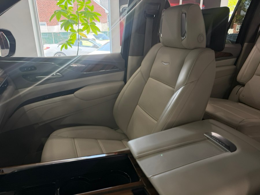2024 Cadillac Escalade ESV Sport Platinum - Photo 14