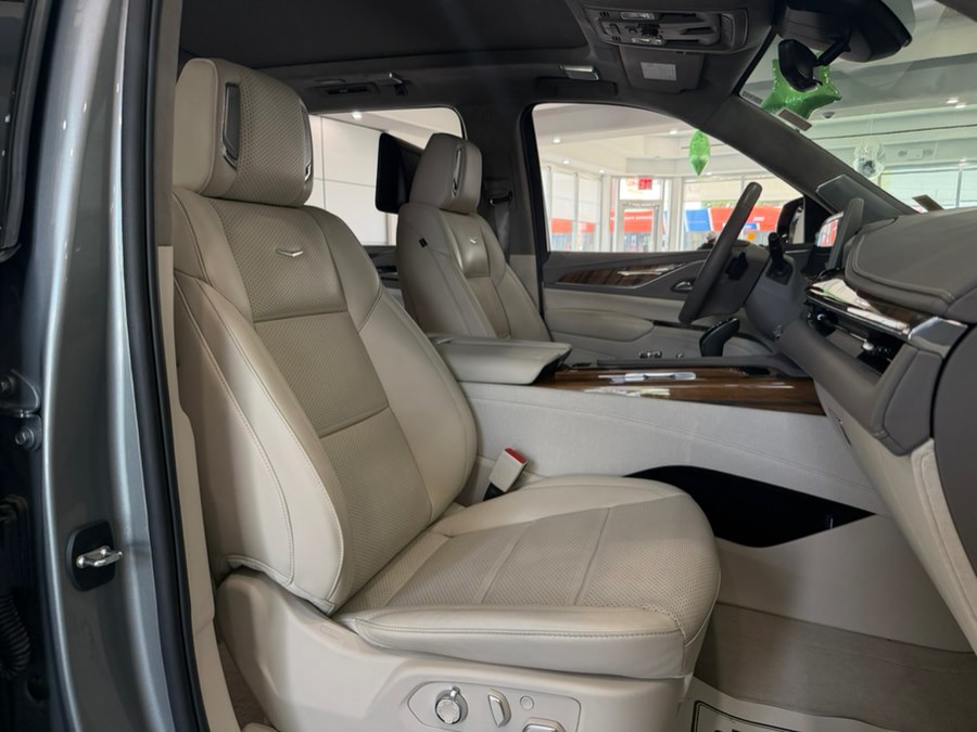 2024 Cadillac Escalade ESV Sport Platinum - Photo 20