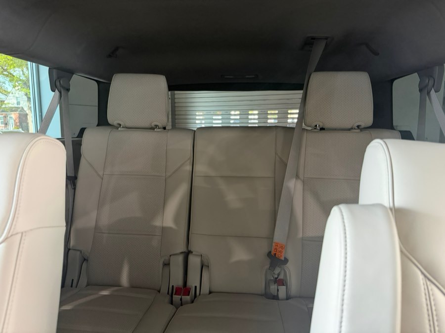 2024 Cadillac Escalade ESV Sport Platinum - Photo 17