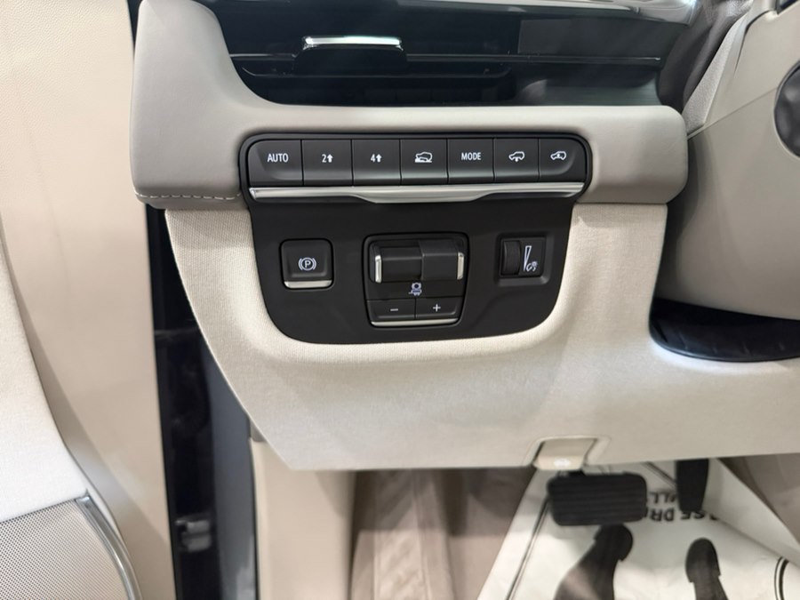 2024 Cadillac Escalade ESV Sport Platinum - Photo 11