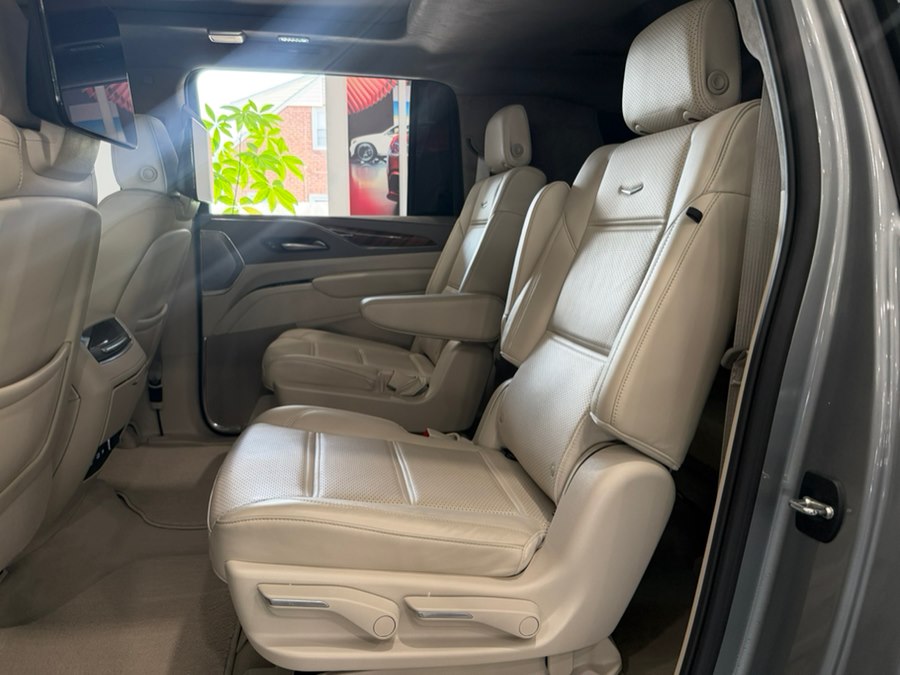 2024 Cadillac Escalade ESV Sport Platinum - Photo 15