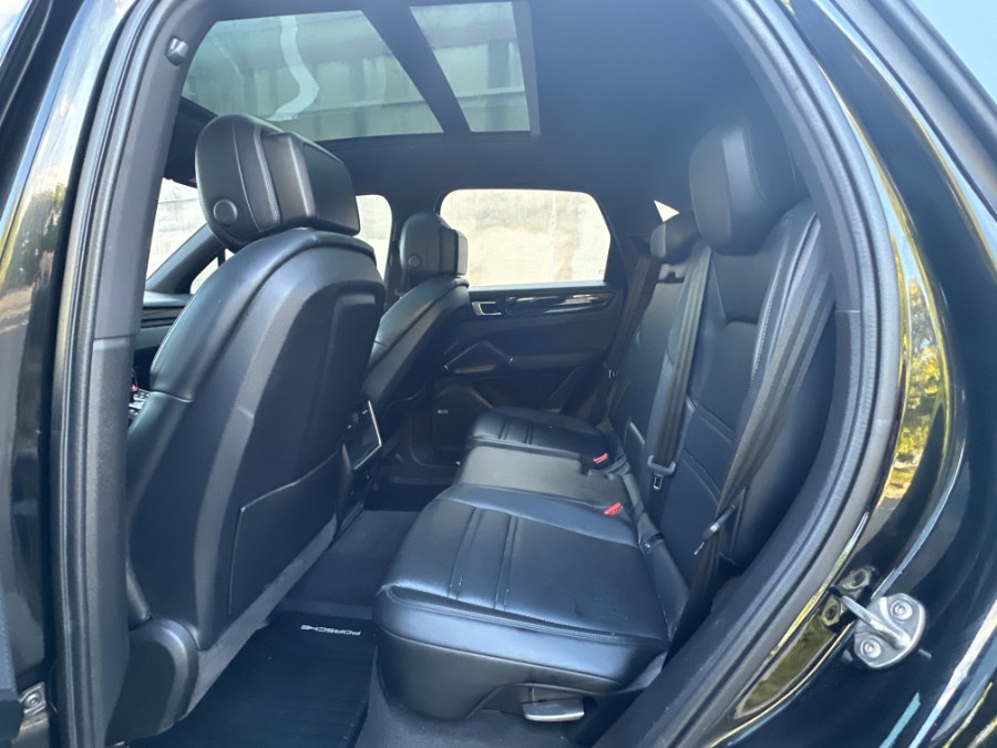2020 Porsche Cayenne Base - Photo 12