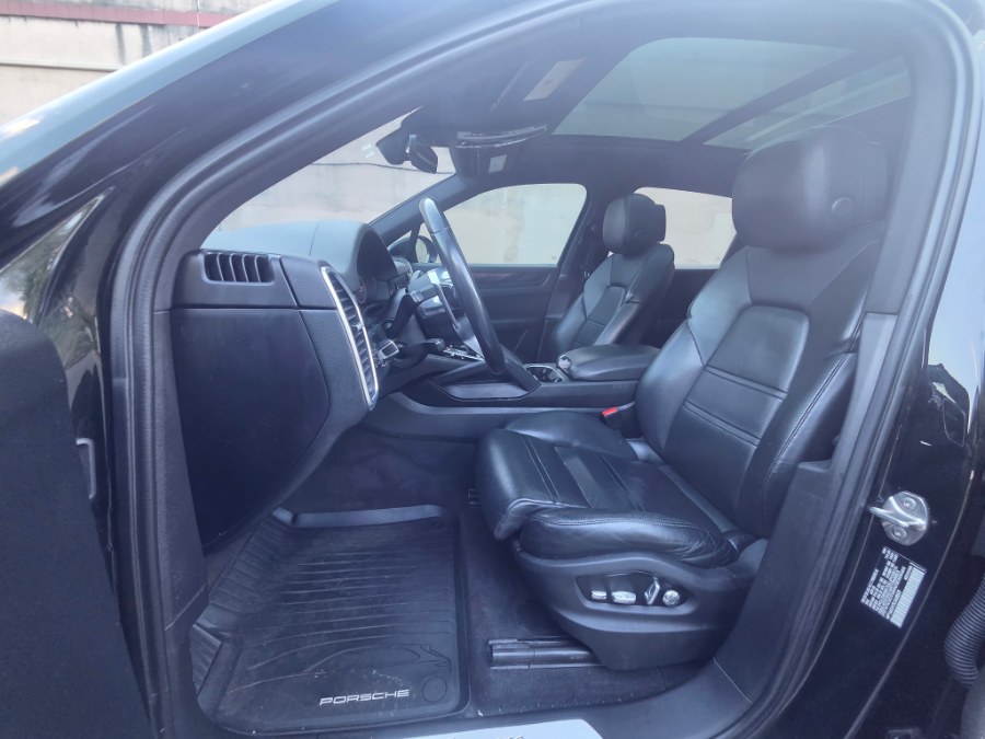 2020 Porsche Cayenne Base - Photo 10