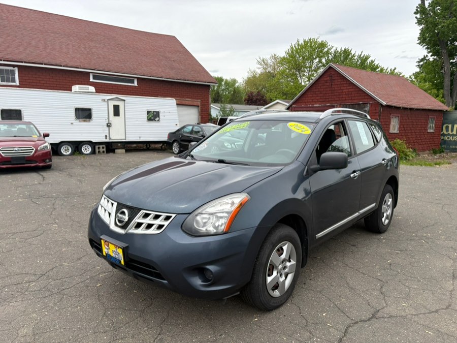 2014 Nissan Rogue Select S FWD's photo