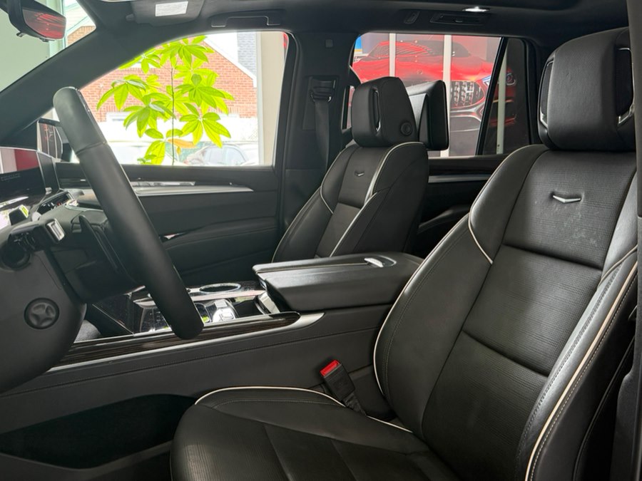 2025 Cadillac Escalade Premium Luxury - Photo 13