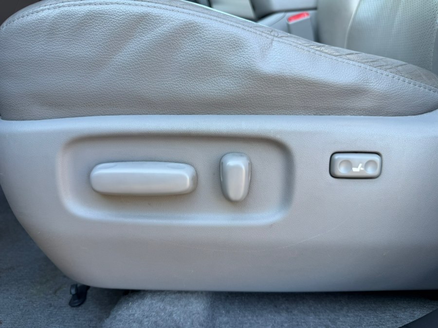 2009 Toyota RAV4 Limited - Photo 30