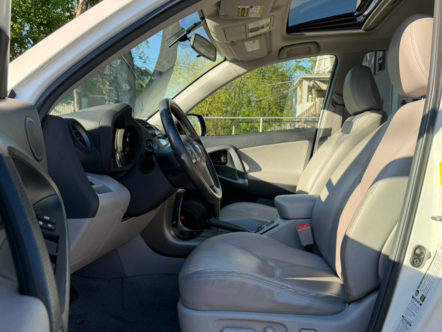 2009 Toyota RAV4 Limited - Photo 16