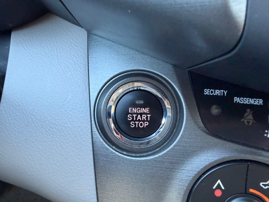 2009 Toyota RAV4 Limited - Photo 28