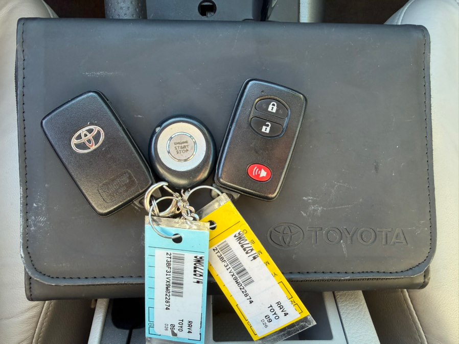 2009 Toyota RAV4 Limited - Photo 37