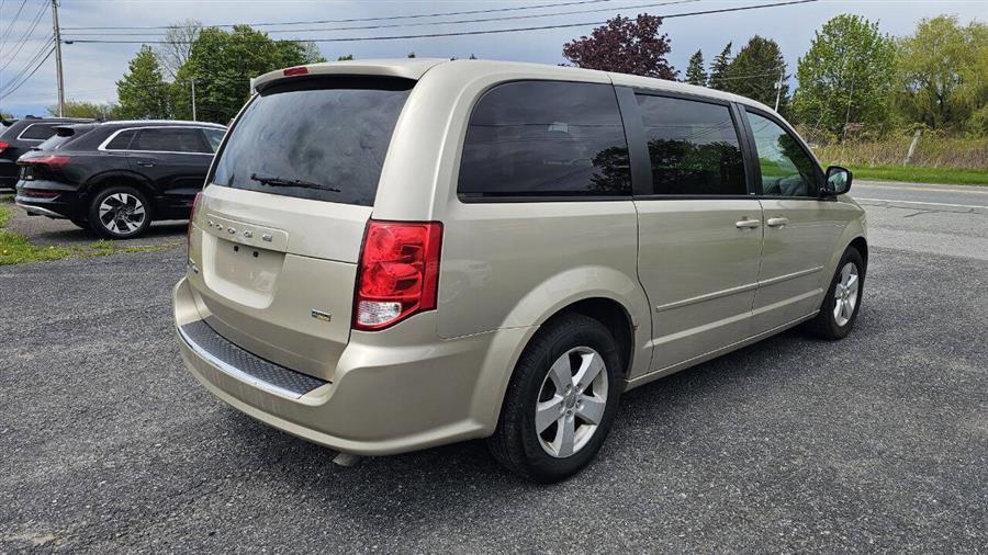 Dodge Grand Caravan photo 5