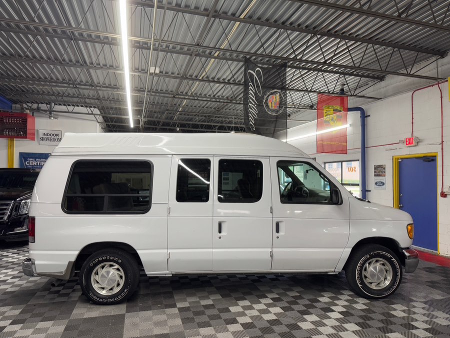 2002 Ford Econoline Van Commercial - Photo 5