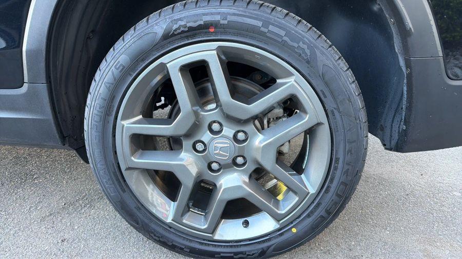 2023 Honda Passport EX-L - Photo 25