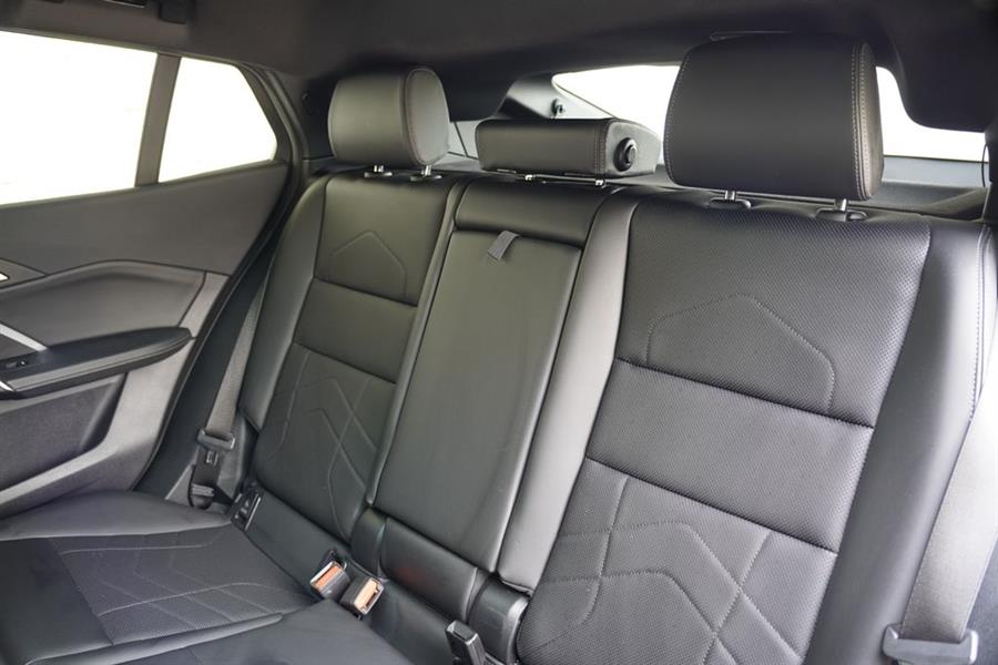 2025 BMW X2 28i - Photo 28