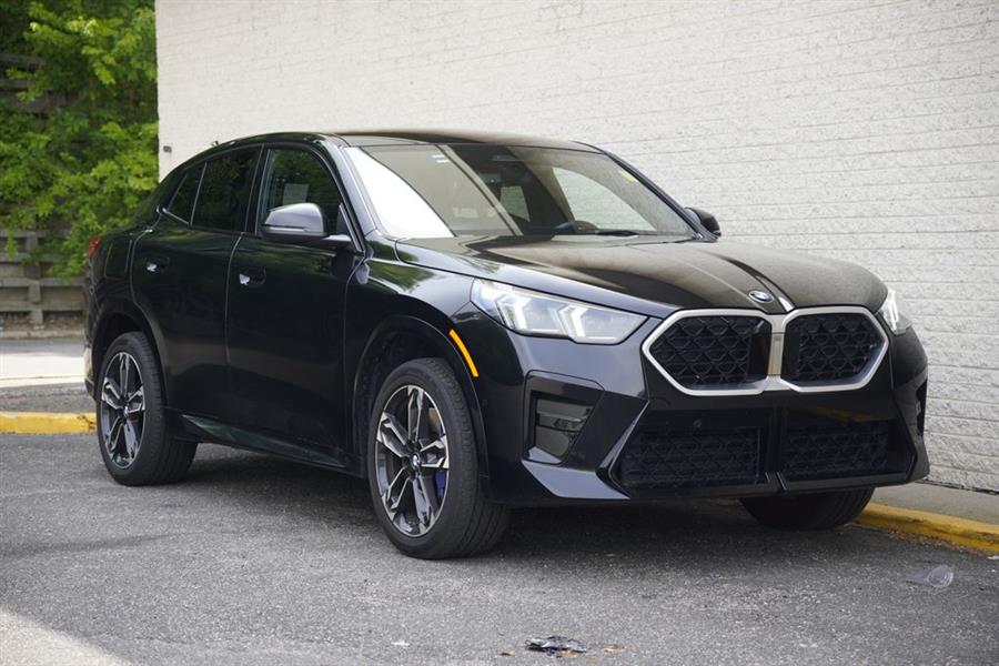 2025 BMW X2 28i - Photo 8