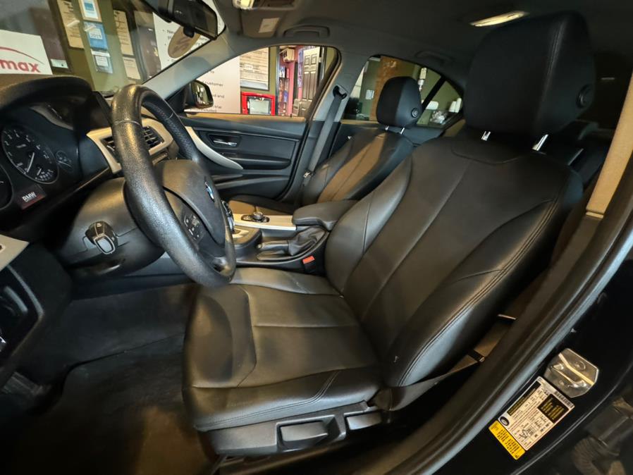 2015 BMW 3 Series 320i - Photo 14