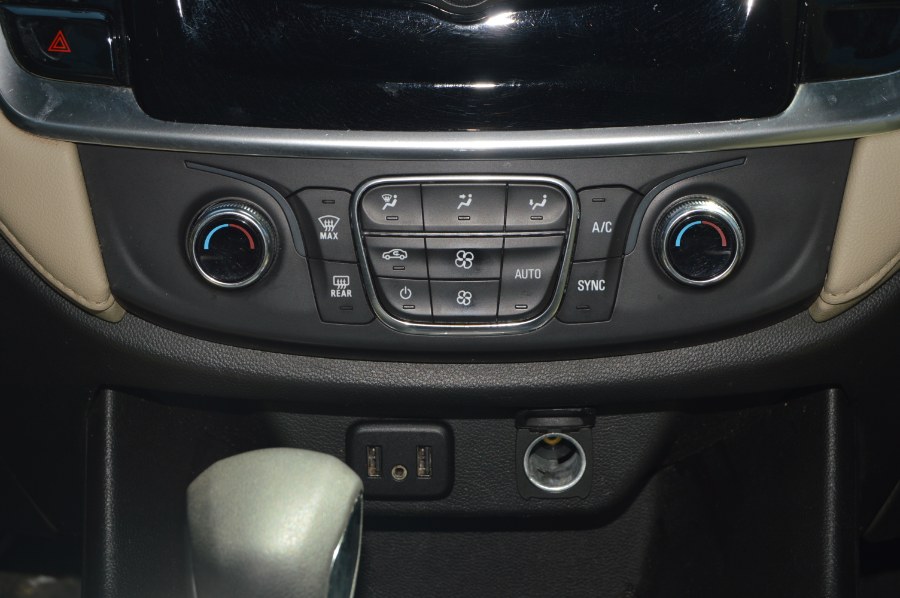 2023 Chevrolet Traverse LS - Photo 26