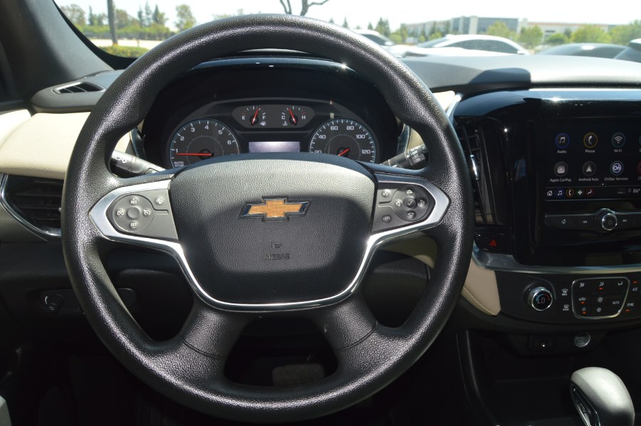 2023 Chevrolet Traverse LS - Photo 29
