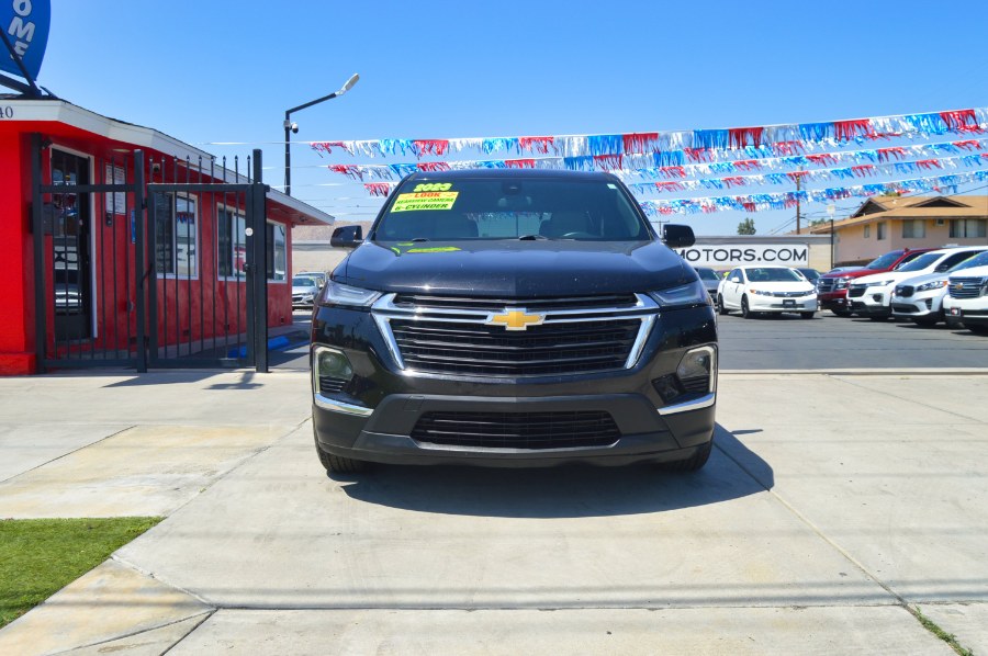 2023 Chevrolet Traverse LS - Photo 8