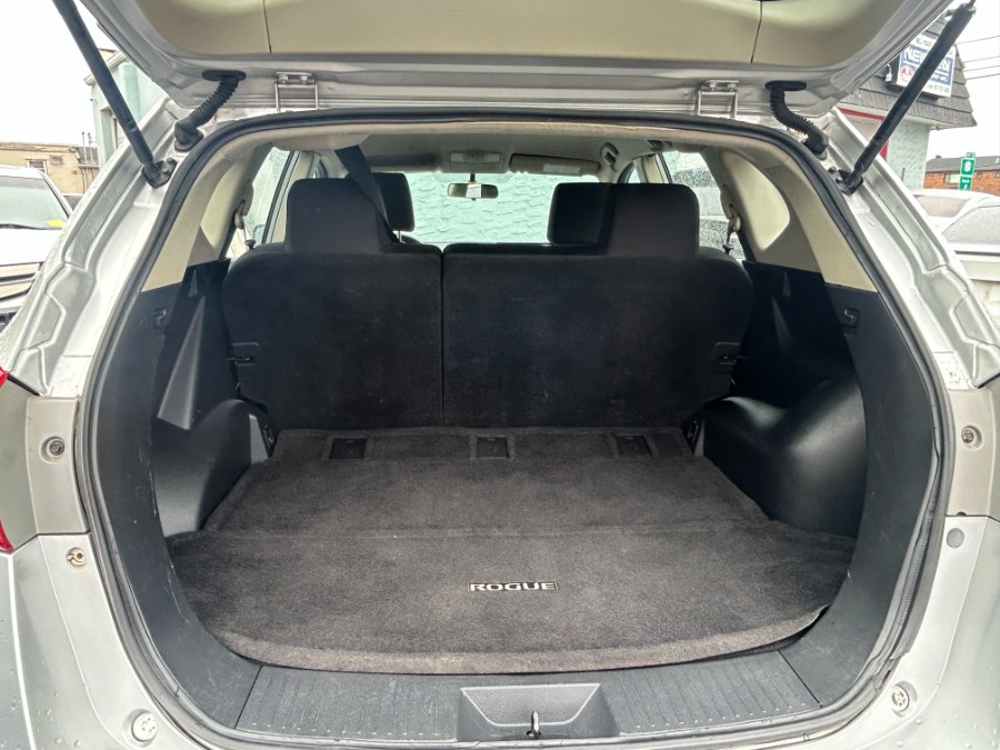2015 Nissan Rogue Select S - Photo 14