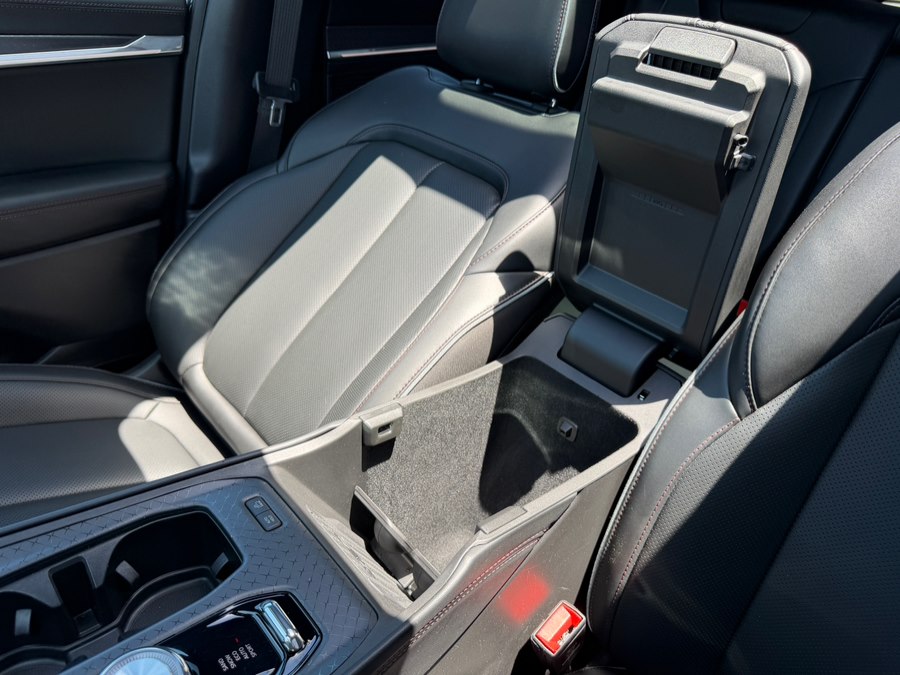 2025 Jeep Wagoneer S Limited - Photo 30