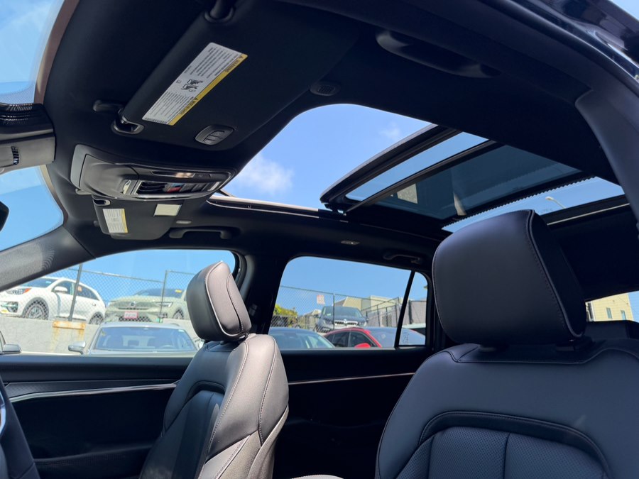 2025 Jeep Wagoneer S Limited - Photo 18