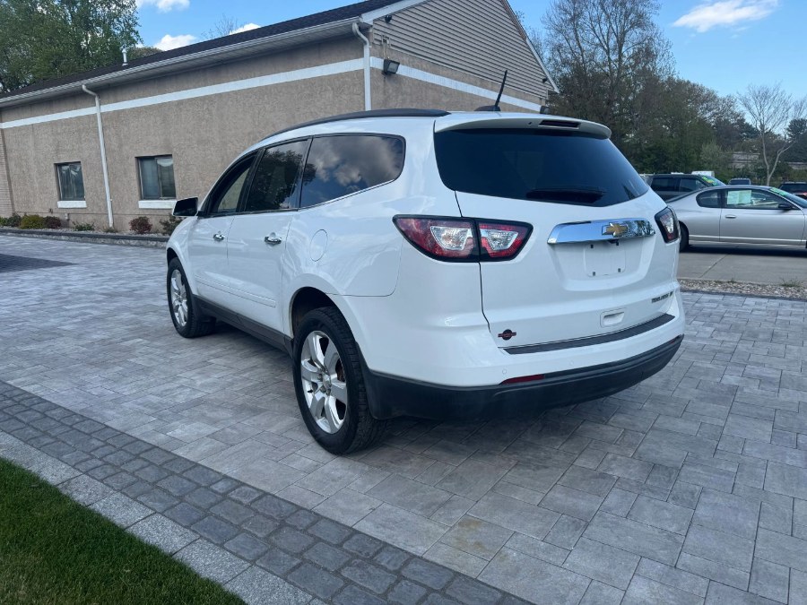 2016 Chevrolet Traverse 1LT - Photo 3