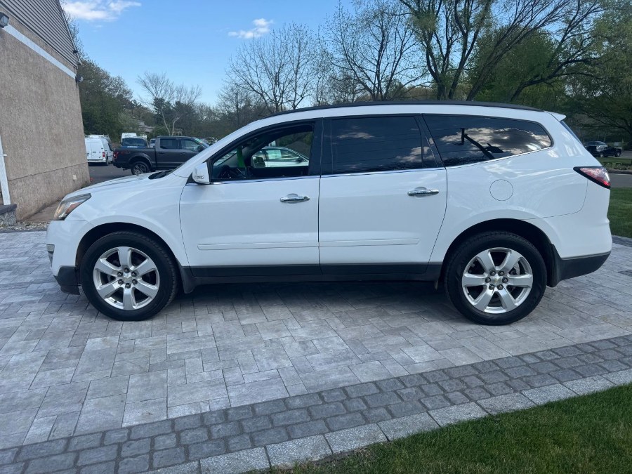 2016 Chevrolet Traverse 1LT - Photo 4