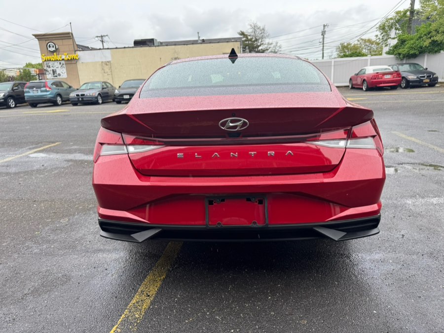 2023 Hyundai Elantra SEL - Photo 6