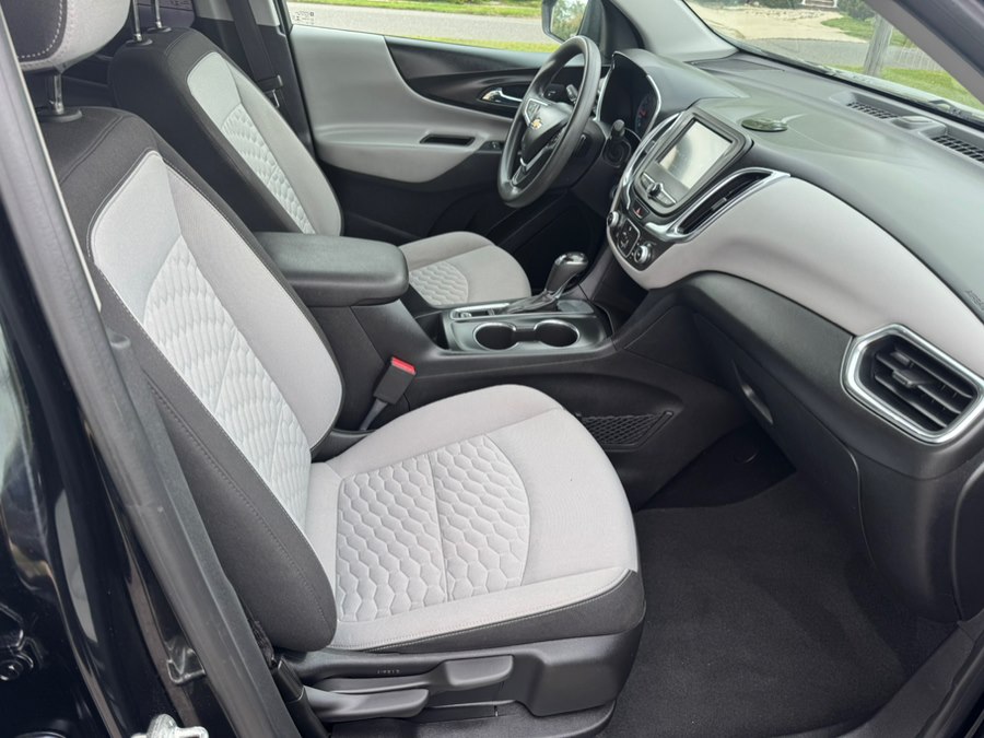 2018 Chevrolet Equinox LS - Photo 10
