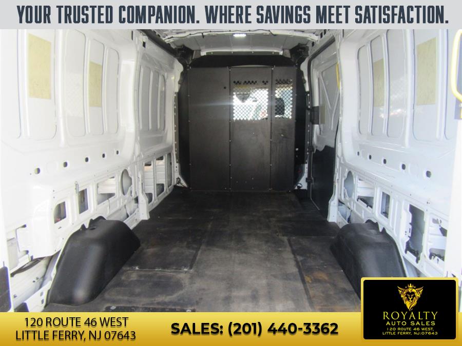 2016 Ford Transit Base - Photo 8